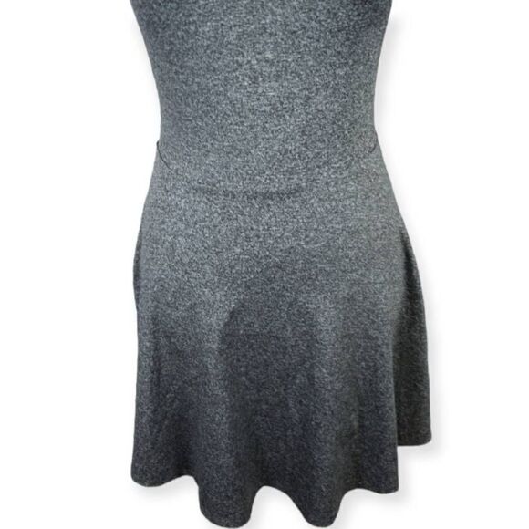 H&M GRAY SKATER DRESS SZ.6 EUC.  GORGEOUS DRESS IN EXCELLENT USED CONDITION. - Picture 3 of 6